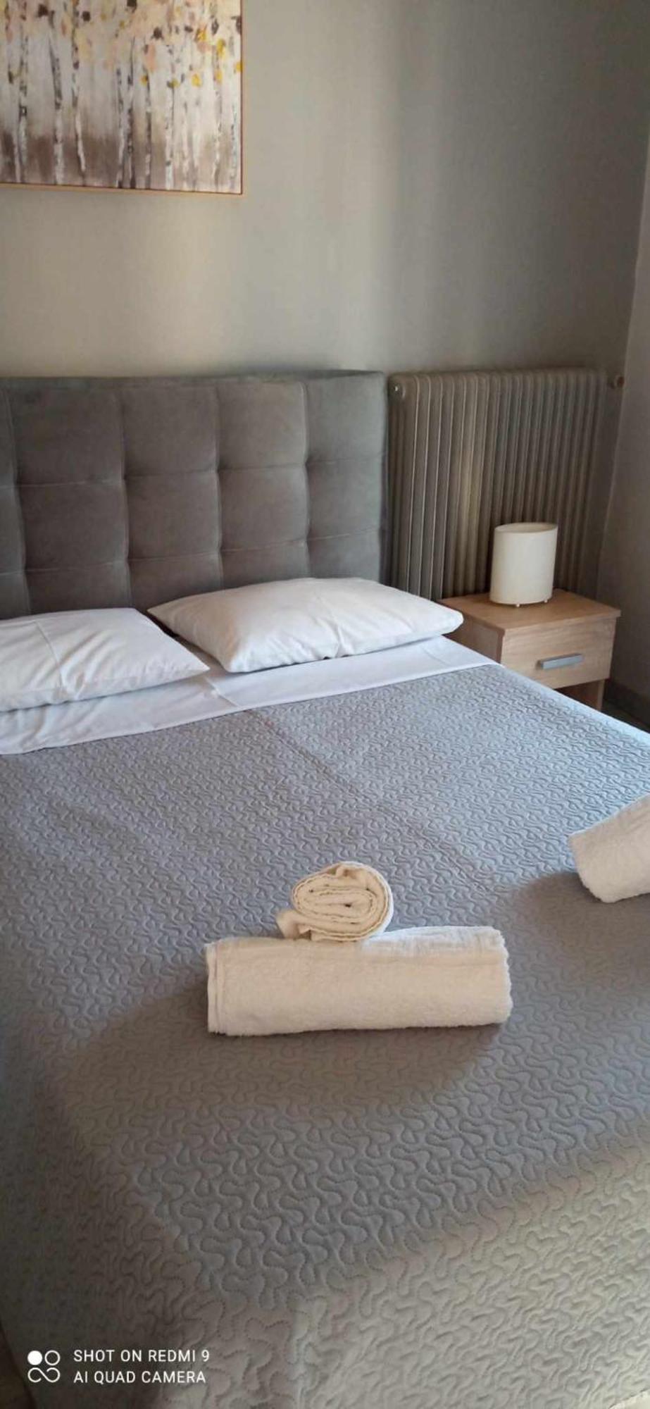Cosy Apartment In The Heart Of The City Каламата Екстер'єр фото